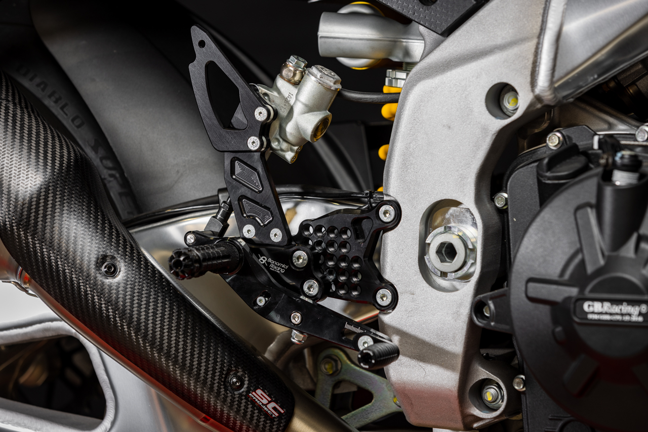 What are the best rear sets for the Aprilia RSV4 1100?
